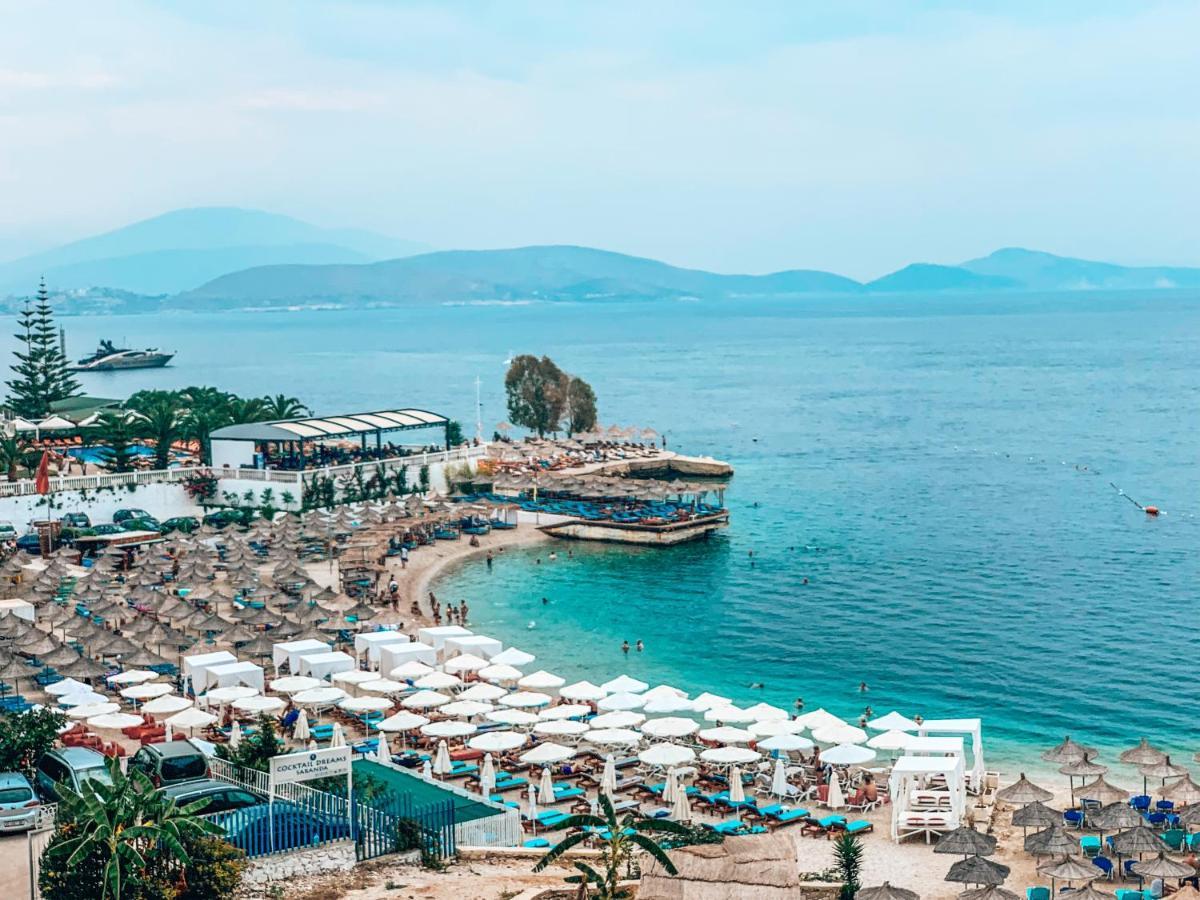 Majki Beach Apartments Sarande Bagian luar foto